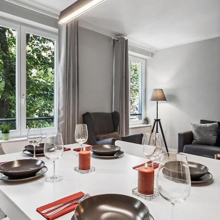 Traumhafte Wohnung Mitten In Charlottenburg Berlim Exterior foto