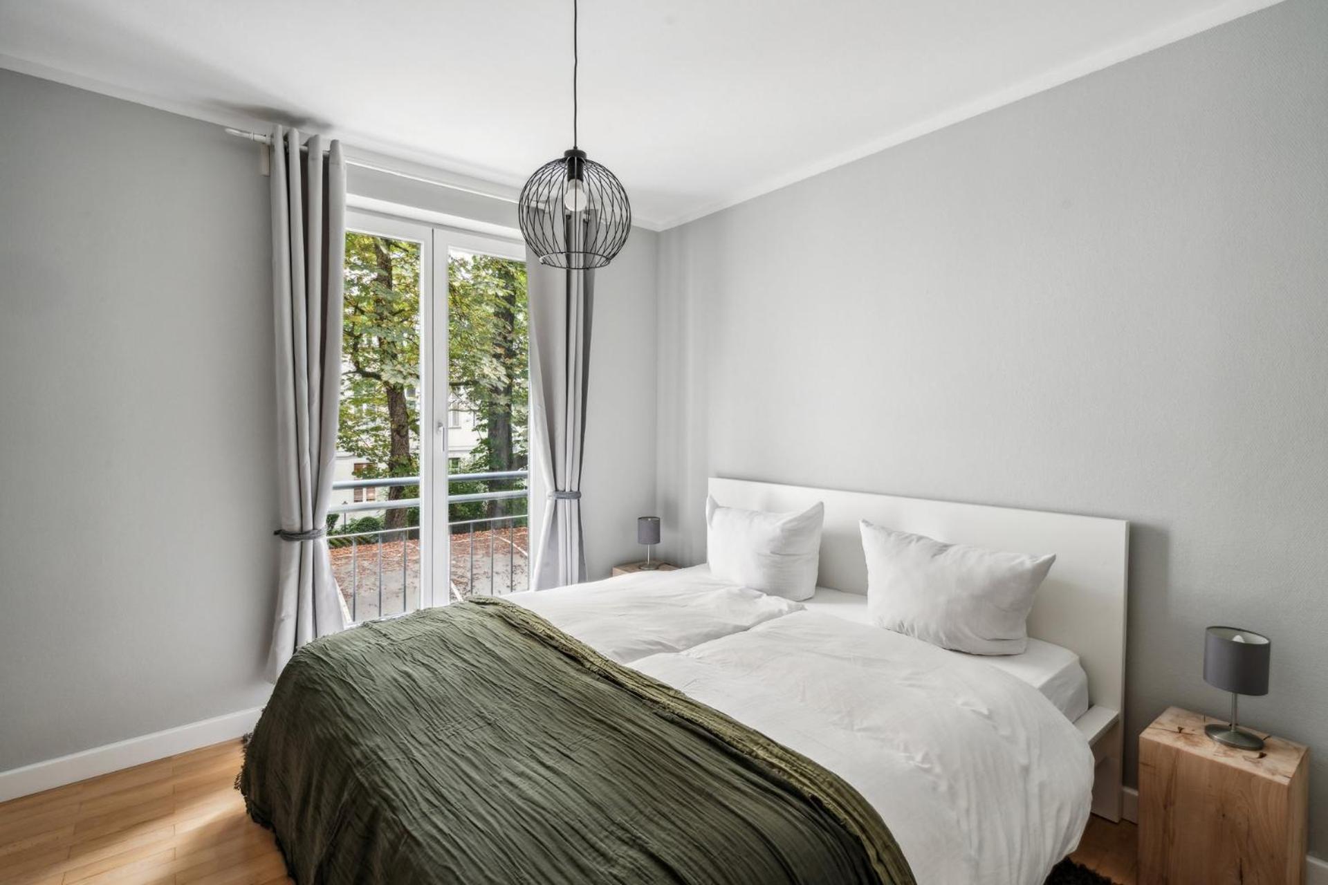 Traumhafte Wohnung Mitten In Charlottenburg Berlim Exterior foto