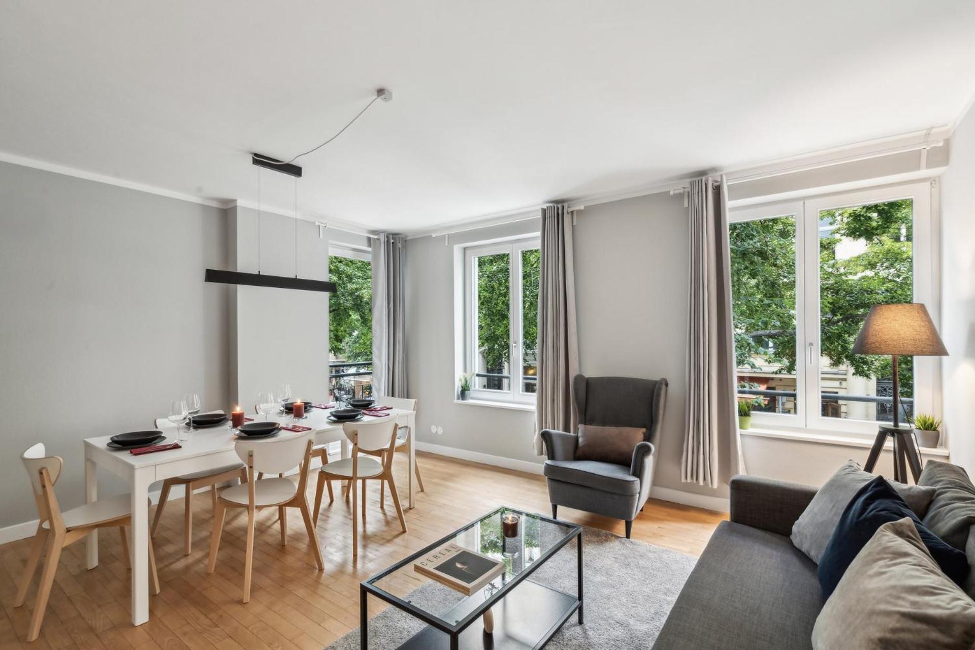Traumhafte Wohnung Mitten In Charlottenburg Berlim Exterior foto