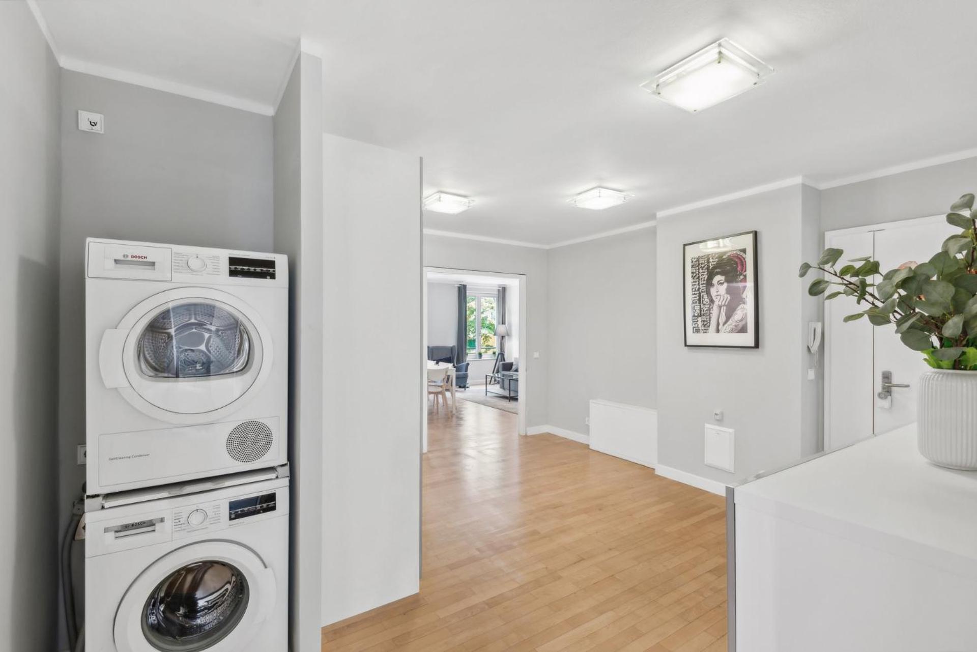 Traumhafte Wohnung Mitten In Charlottenburg Berlim Exterior foto