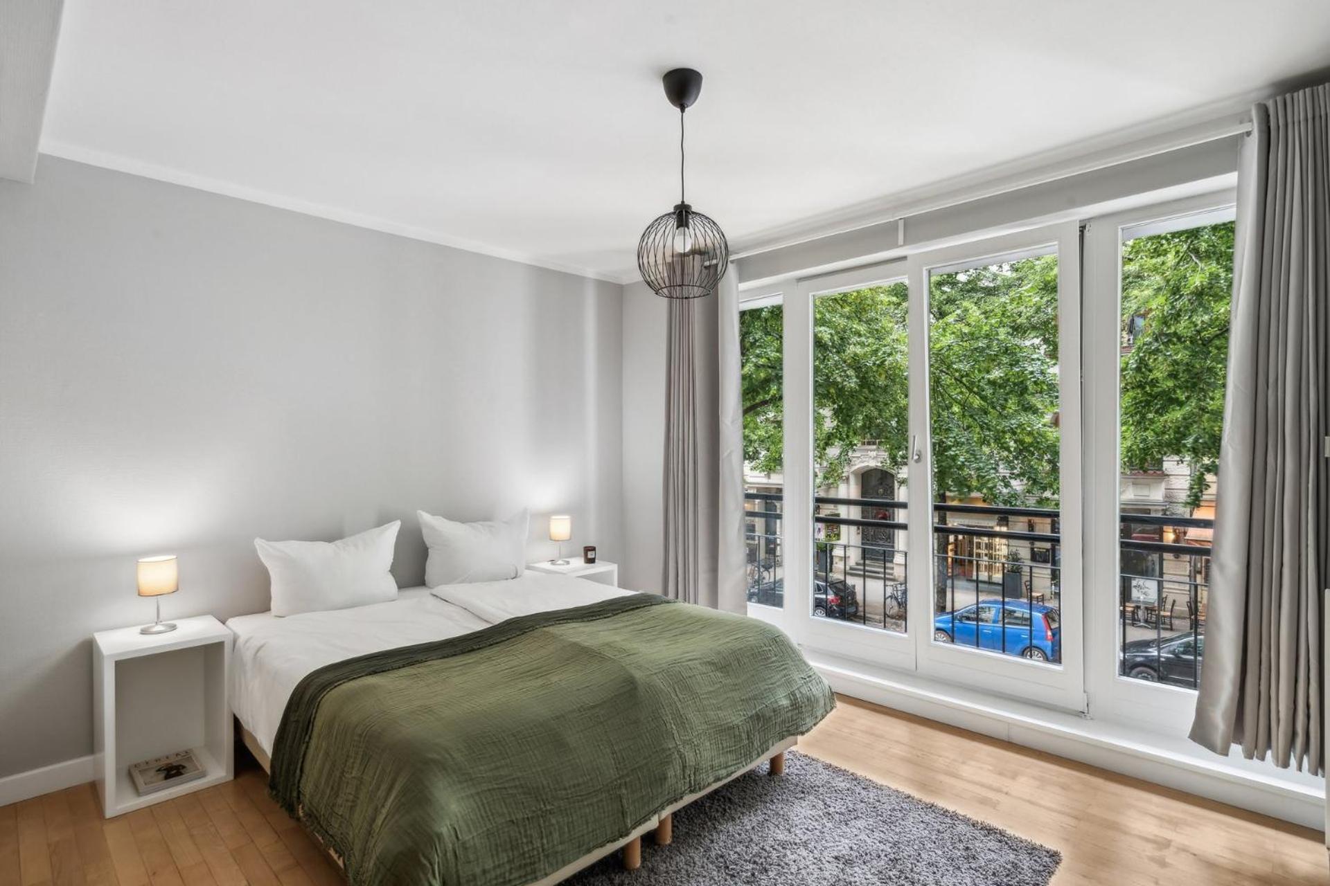 Traumhafte Wohnung Mitten In Charlottenburg Berlim Exterior foto