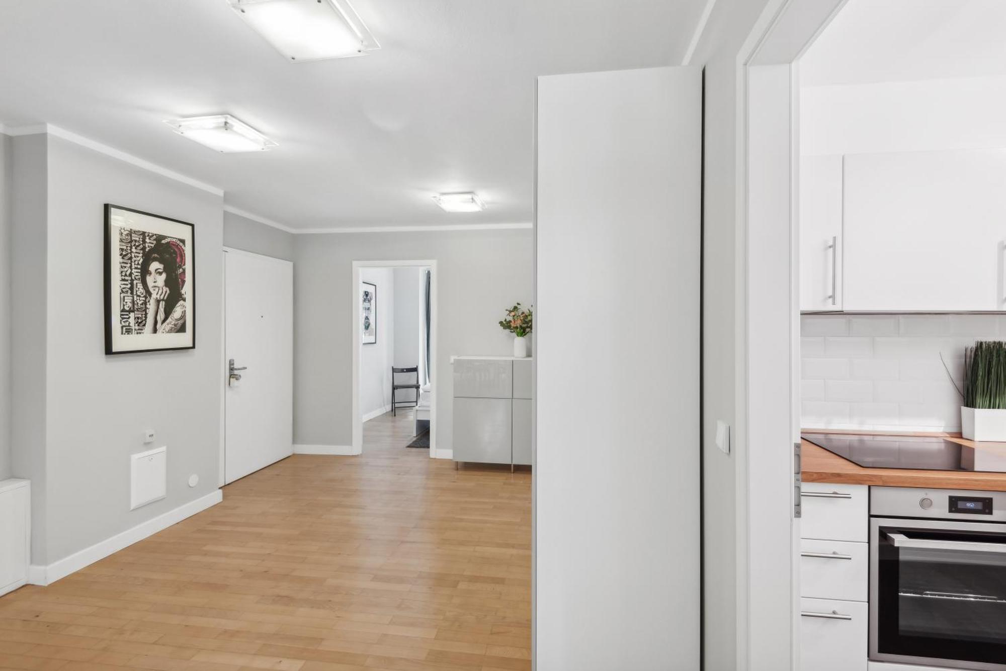 Traumhafte Wohnung Mitten In Charlottenburg Berlim Exterior foto